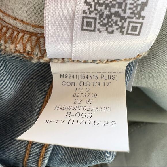 Madewell The Mom Cut Off Jeans Short Size 22 W - Picture 11 of 11